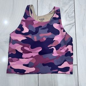 Camo print old navy tank top with built in sports bra